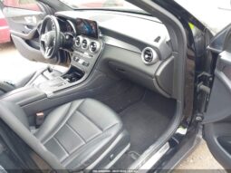 
										2020 Mercedes-benz Glc 300 full									