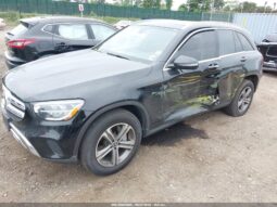 
										2020 Mercedes-benz Glc 300 full									
