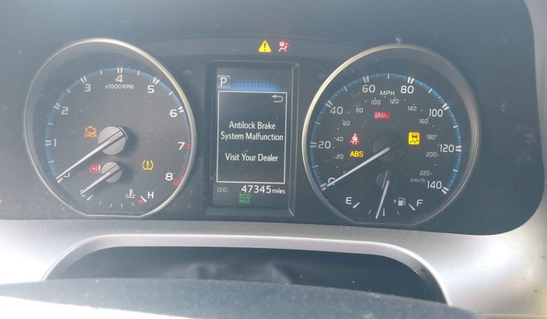 
								2018 Toyota Rav4 full									