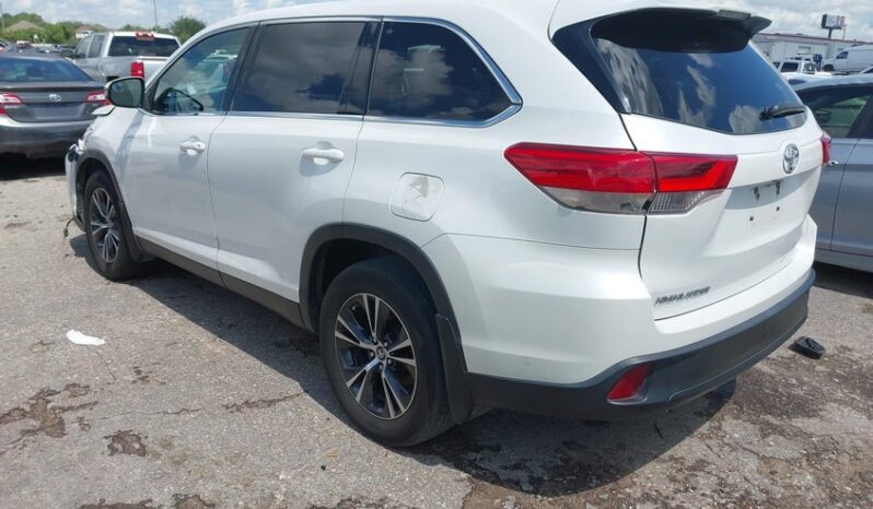 
								2019 Toyota Highlander full									
