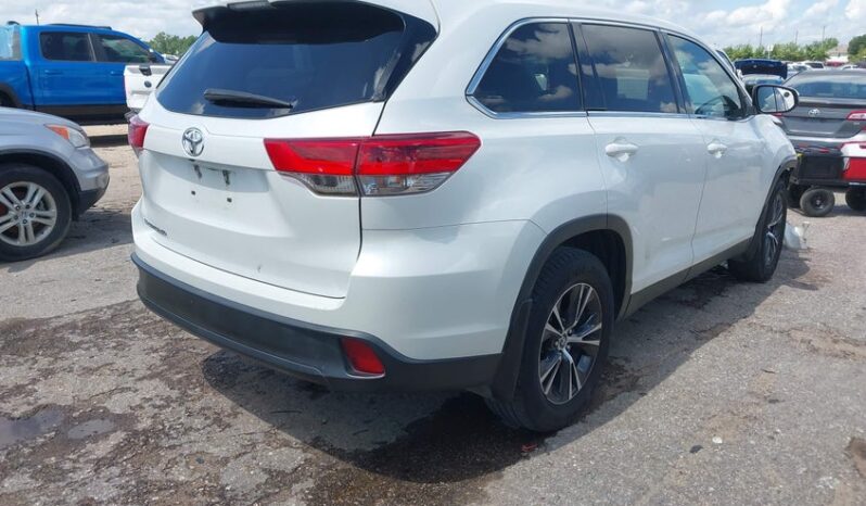 
								2019 Toyota Highlander full									