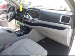 
										2019 Toyota Highlander full									