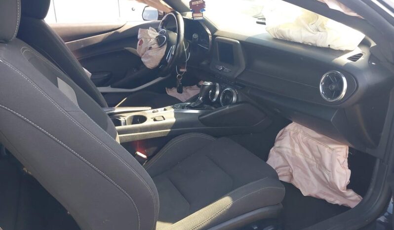 
								2019 Chevrolet Camaro full									