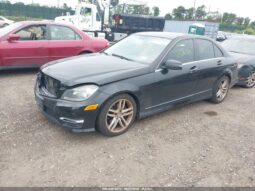 
										2012 Mercedes-benz C 300 full									