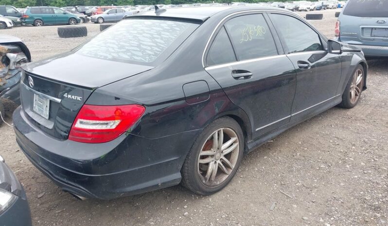 
								2012 Mercedes-benz C 300 full									