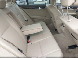 
										2012 Mercedes-benz C 300 full									