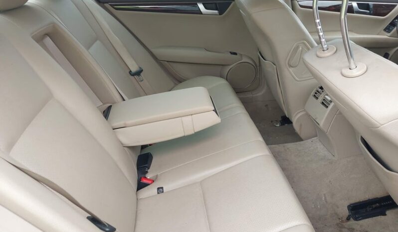 
								2012 Mercedes-benz C 300 full									