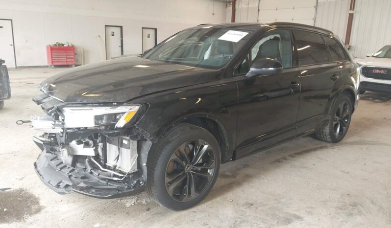 
								2025 Audi Q7 full									