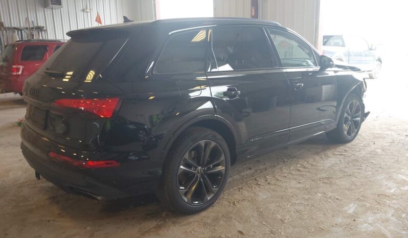 
								2025 Audi Q7 full									
