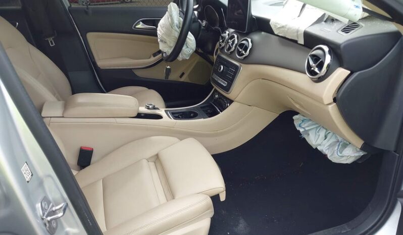 
								2019 Mercedes-benz Gla 250 full									