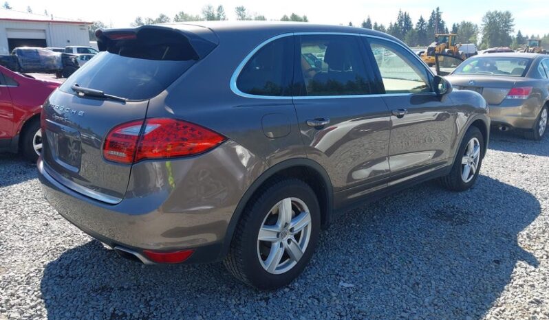
								2012 Porsche Cayenne full									