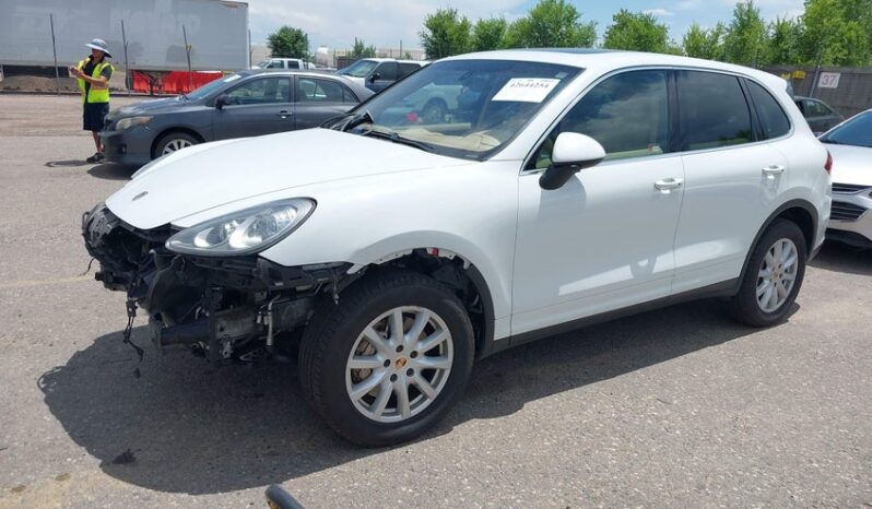 
								2013 Porsche Cayenne full									