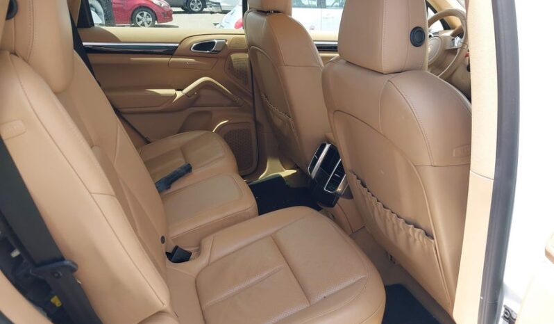
								2013 Porsche Cayenne full									