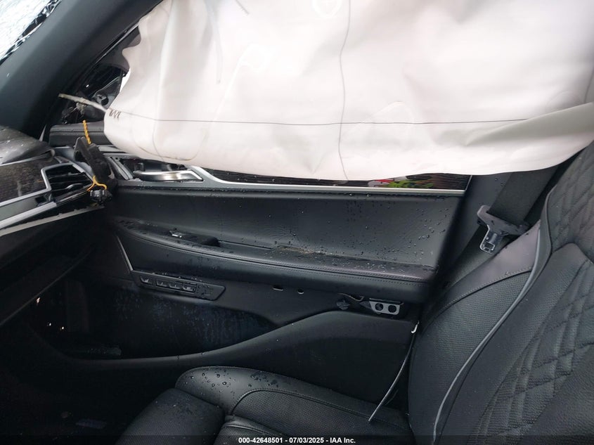 2019 BMW 750i
