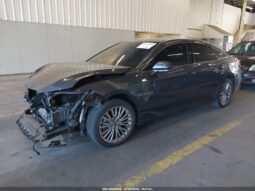 
										2022 Toyota Avalon full									