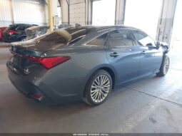 
										2022 Toyota Avalon full									