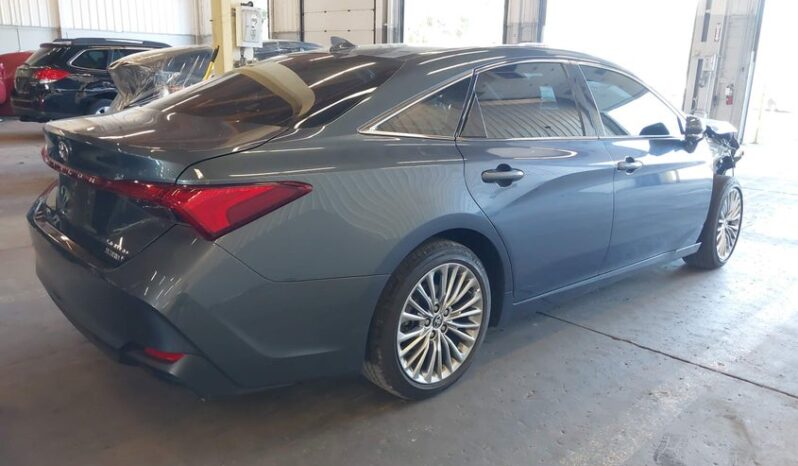 
								2022 Toyota Avalon full									