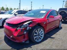 
										2018 Tesla Model 3 full									