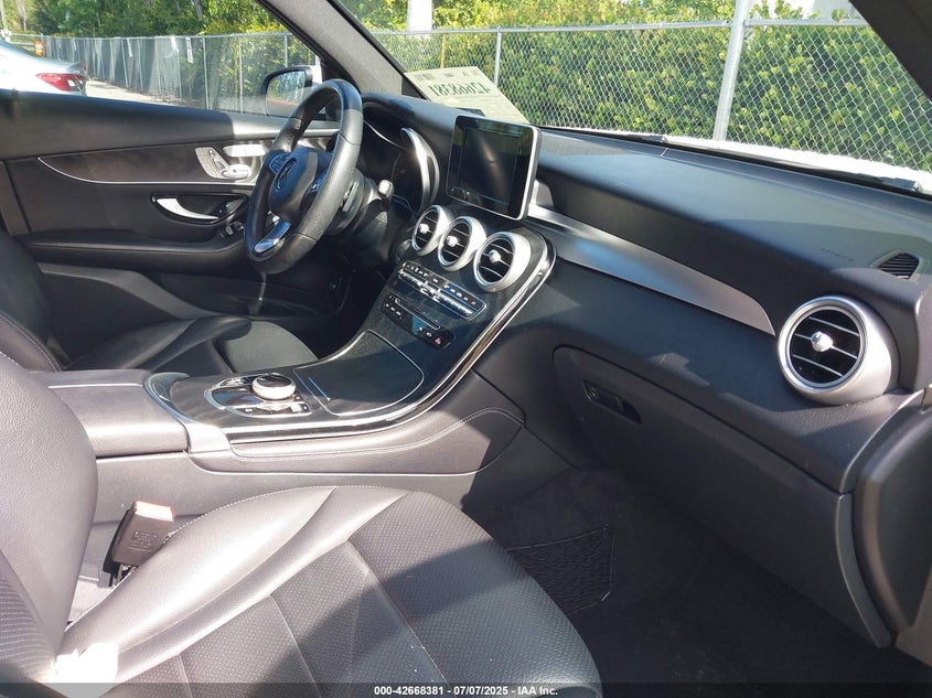 2018 Mercedes-benz Glc 300