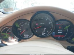 
										2014 Porsche Panamera full									