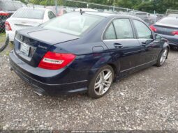 
										2012 Mercedes-benz C 300 full									
