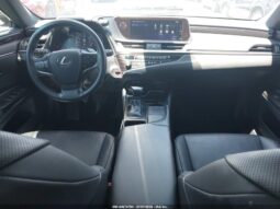 
										2019 Lexus Es 350 full									