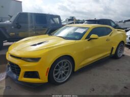 
										2017 Chevrolet Camaro full									