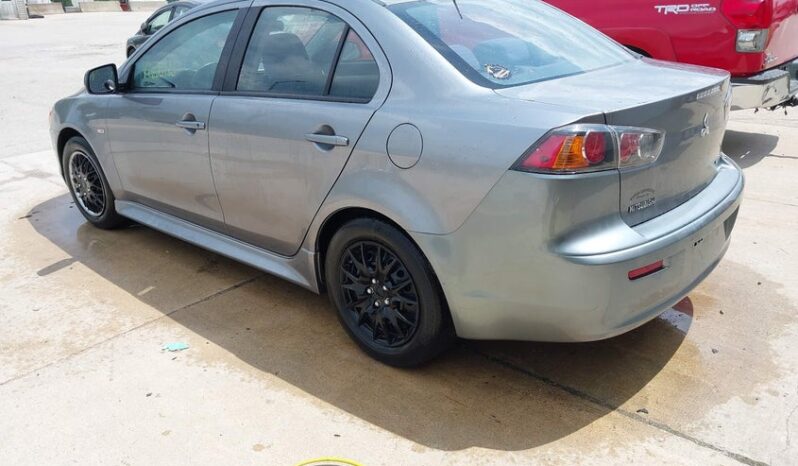 
								2014 Mitsubishi Lancer full									
