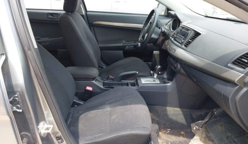 
								2014 Mitsubishi Lancer full									