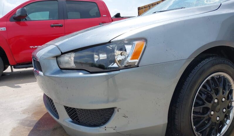 
								2014 Mitsubishi Lancer full									