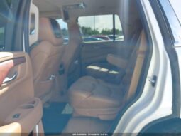 
										2016 Cadillac Escalade full									