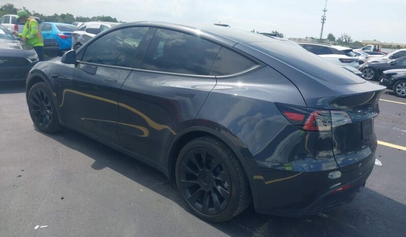 
								2024 Tesla Model y full									