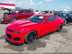 
										2017 Chevrolet Camaro full									