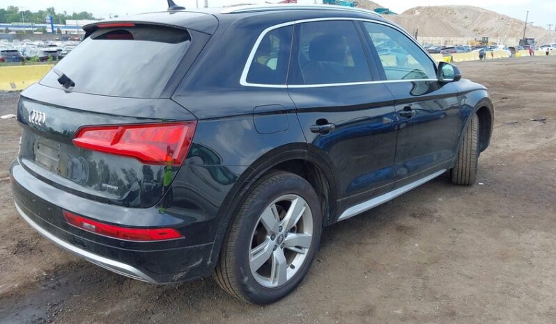 
								2019 Audi Q5 full									
