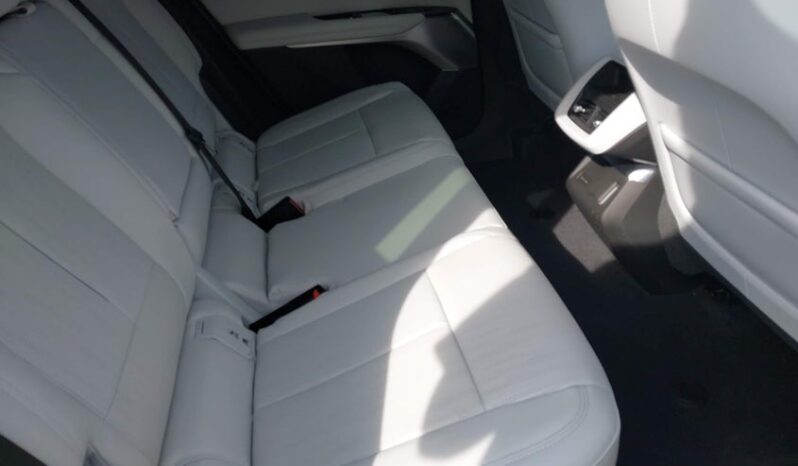 
								2024 Cadillac Lyriq full									