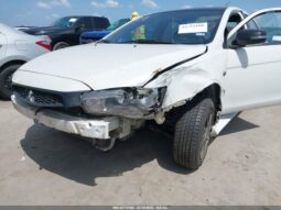 
										2017 Mitsubishi Lancer full									