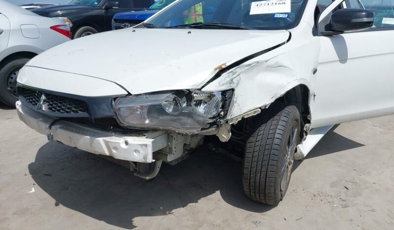 
								2017 Mitsubishi Lancer full									
