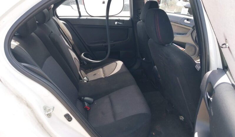 
								2017 Mitsubishi Lancer full									