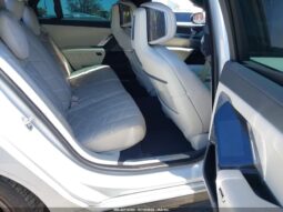 
										2023 BMW 7 series full									