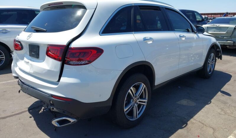 
								2021 Mercedes-benz Glc 300 full									