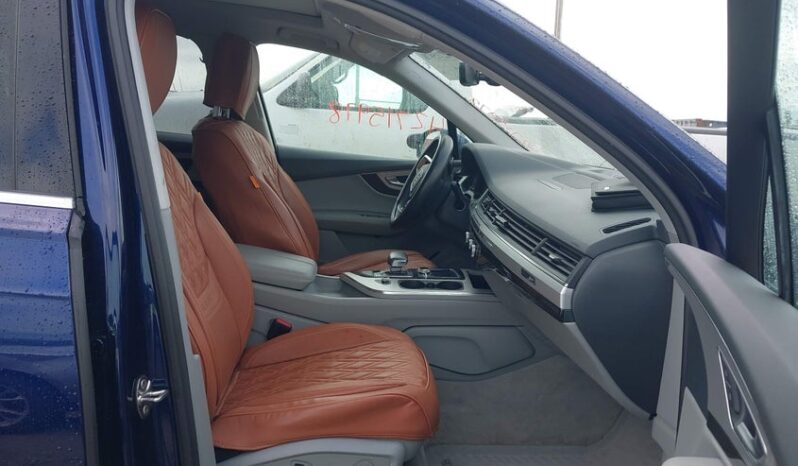 
								2019 Audi Q7 full									