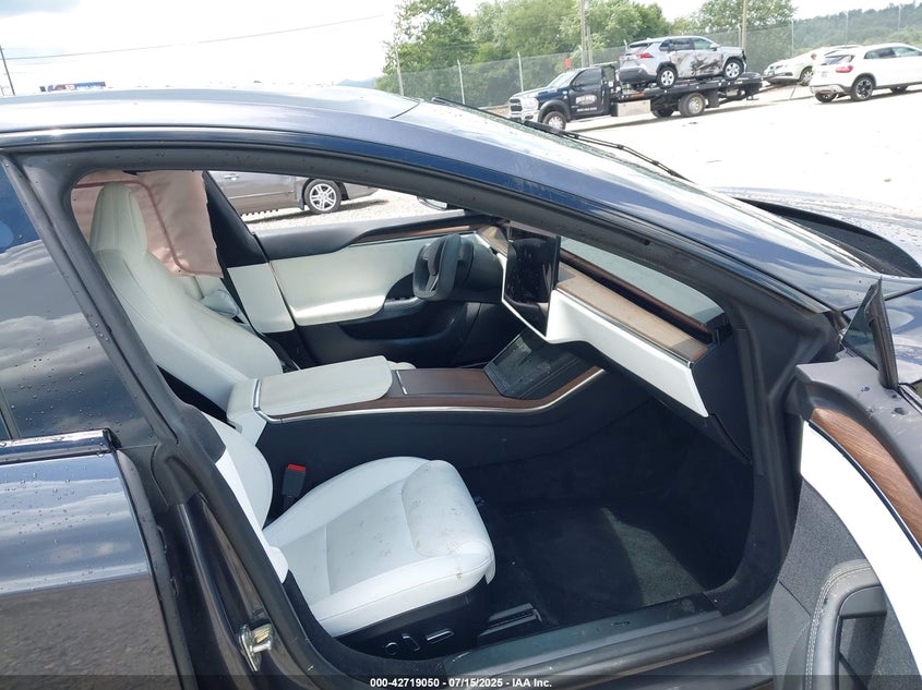 2021 Tesla Model s