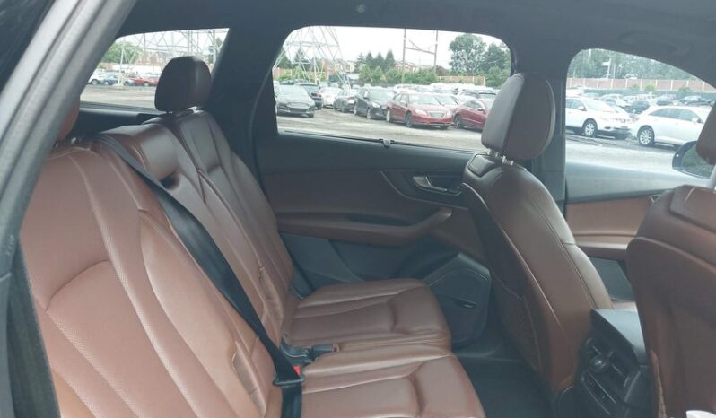 
								2018 Audi Q7 full									