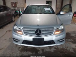 
										2012 Mercedes-benz C 250 full									