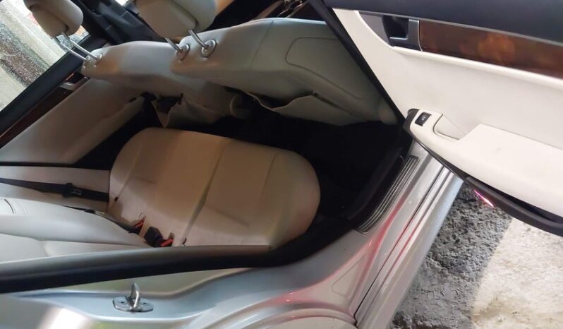 
								2012 Mercedes-benz C 250 full									