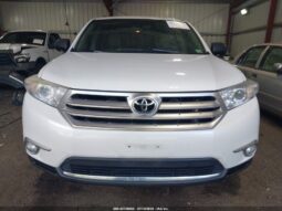
										2013 Toyota Highlander full									