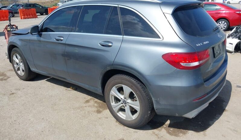
								2017 Mercedes-benz Glc full									