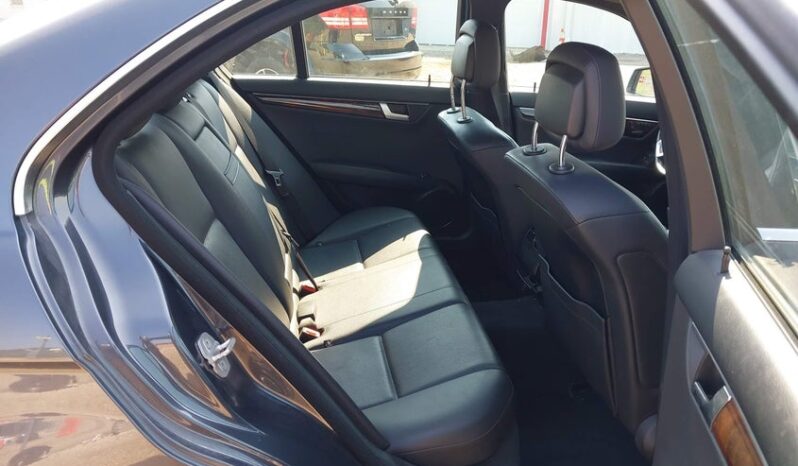 
								2013 Mercedes-benz C 300 full									