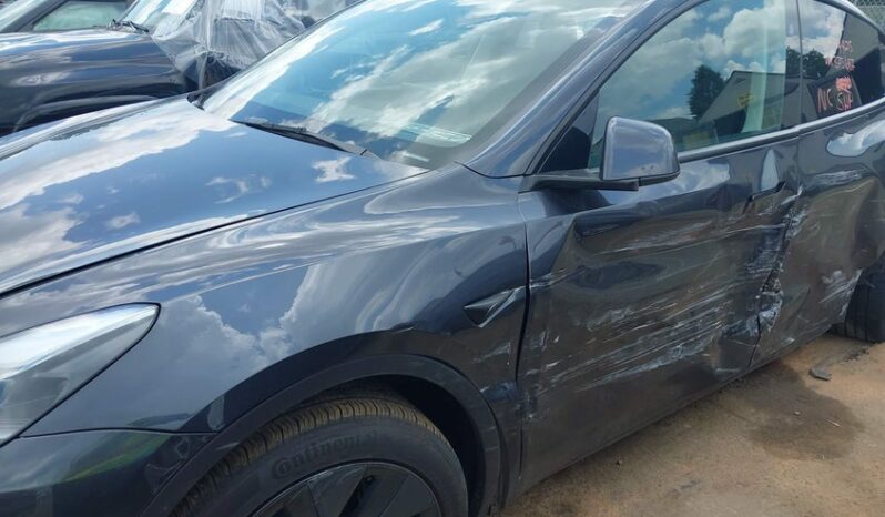 
								2025 Tesla Model y full									