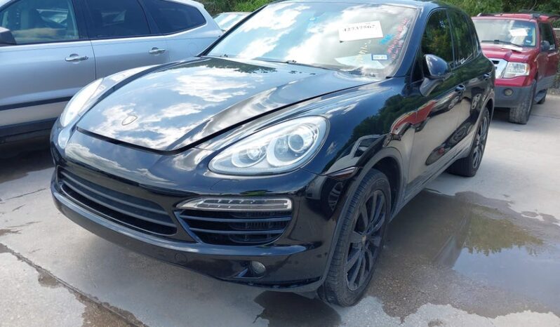 
								2013 Porsche Cayenne full									